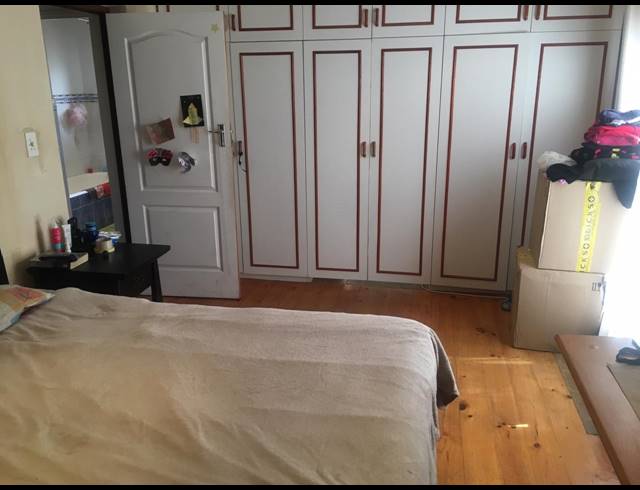 3 bed property to rent in GRASSY PARK
